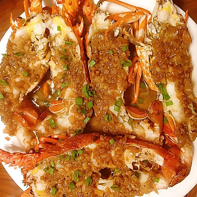 清蒸蒜蓉小青龙