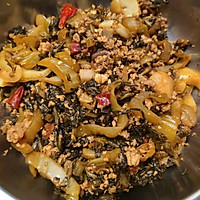 酸菜炒肉沫的做法图解8