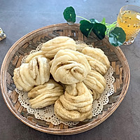 椒盐花卷的做法图解15