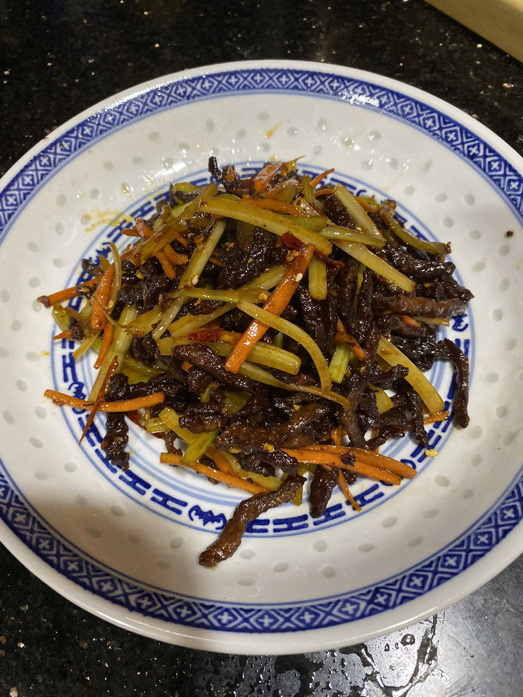 干煸牛肉丝的做法