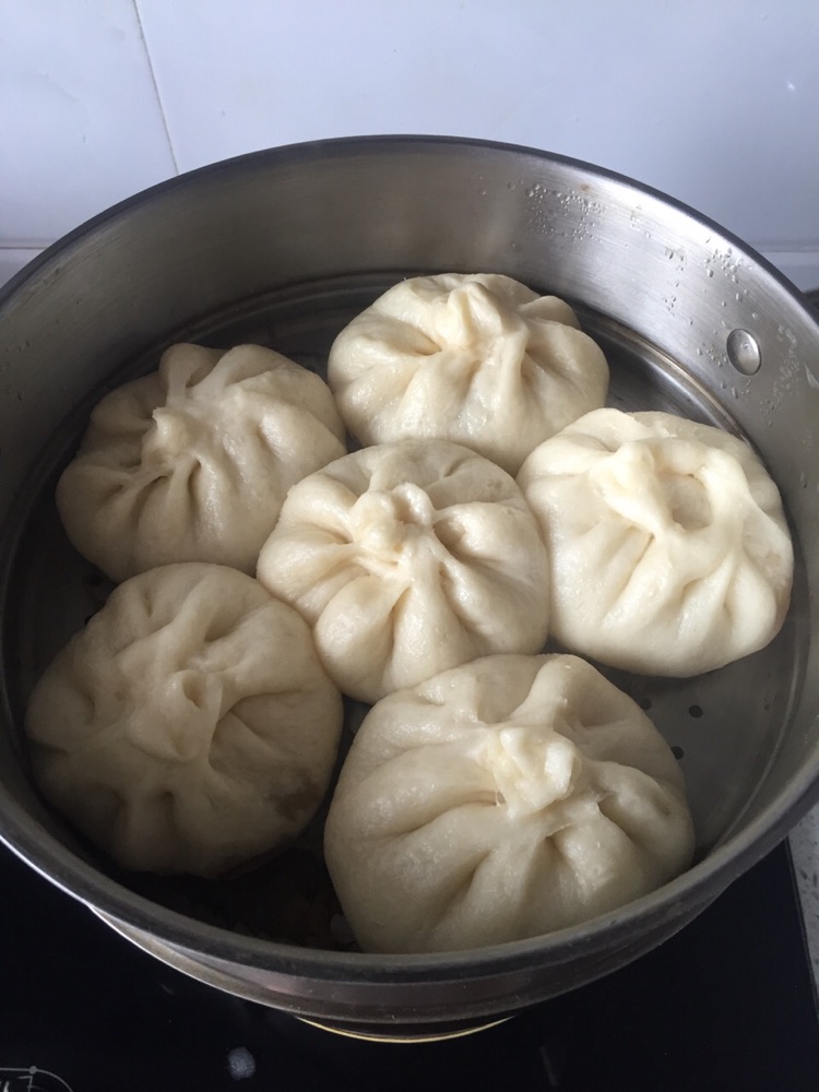 鲜肉包子