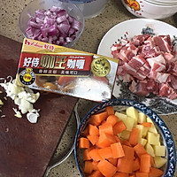 椰汁咖喱牛腩的做法图解1