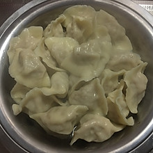 猪肉酸菜水饺