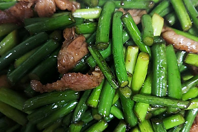 肉炒蒜苔（简单版）