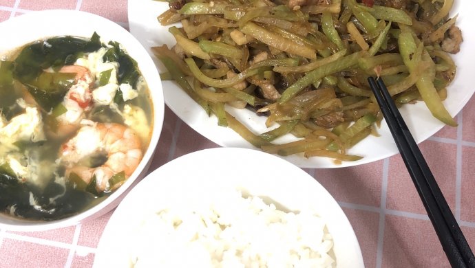 粗粉炒青萝卜