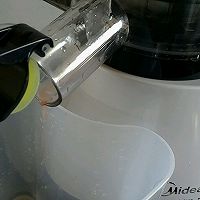 之酸奶葡萄汁#美的原汁机mojito#的做法图解4