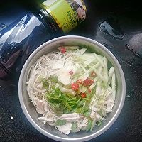 #珍选捞汁 健康轻食季#捞汁金针菇鸡肉丝的做法图解7