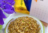 软糯清香春日限定槐花麦饭的做法