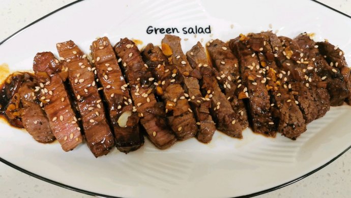 不用提前腌制 居家必备黑胡椒煎牛排（含有黑胡椒灵魂酱汁做法）