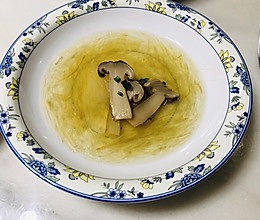 松茸鱼翅汤的做法