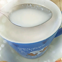 鲜榨椰子奶的做法图解4