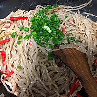 鱼丝炒肉的做法图解8