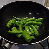 最上瘾的绝味川菜——虎皮尖椒的做法图解2