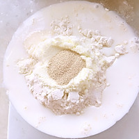 椰蓉小餐包的做法图解2