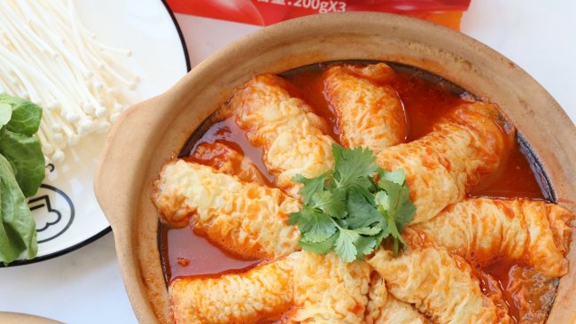 #在家邂逅美味火锅#番茄响铃牛肉卷的做法