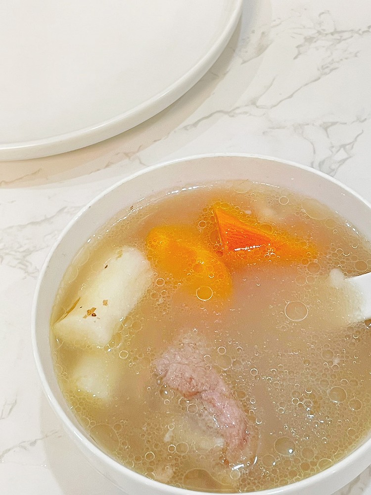 健脾祛湿的茯苓山药排骨汤的做法