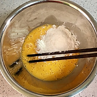 快手早餐—鸡蛋饼披萨的做法图解3