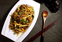 冬笋杏鲍菇炒牛肉的做法