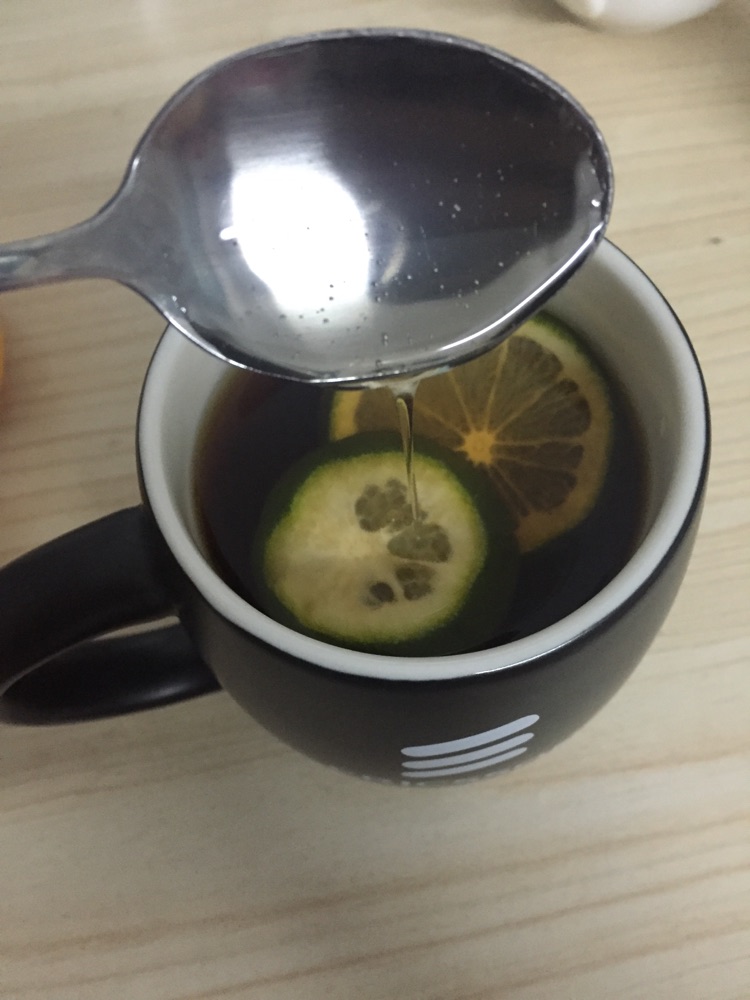 柠檬蜜茶的做法图解2