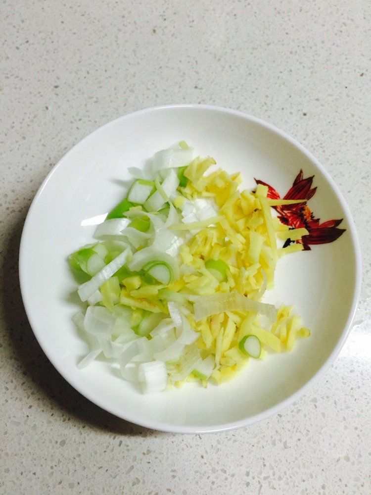 里脊肉炒三丁一一家常小炒的做法图解3