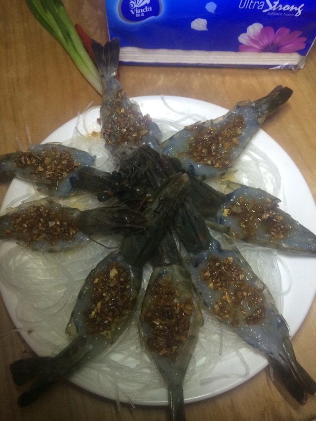 金蒜花开富贵虾#维达与你传承年味#的做法图解7