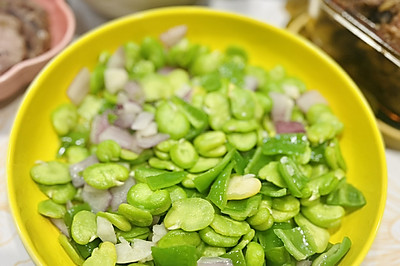 蚕豆炒青椒～清清爽爽