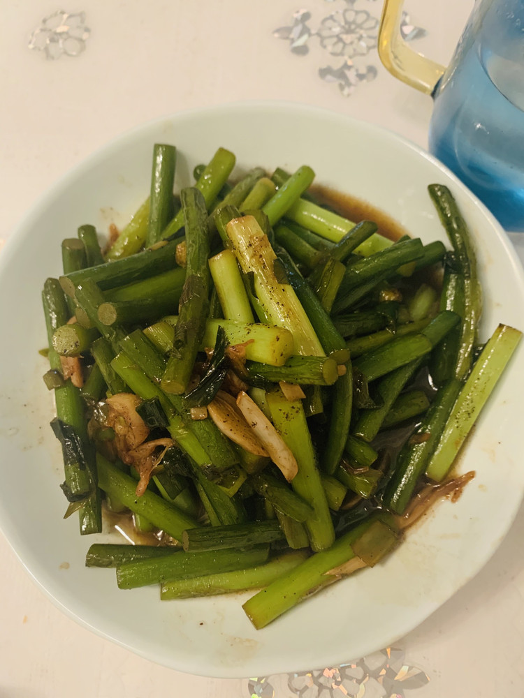 清炒蒜苔的做法