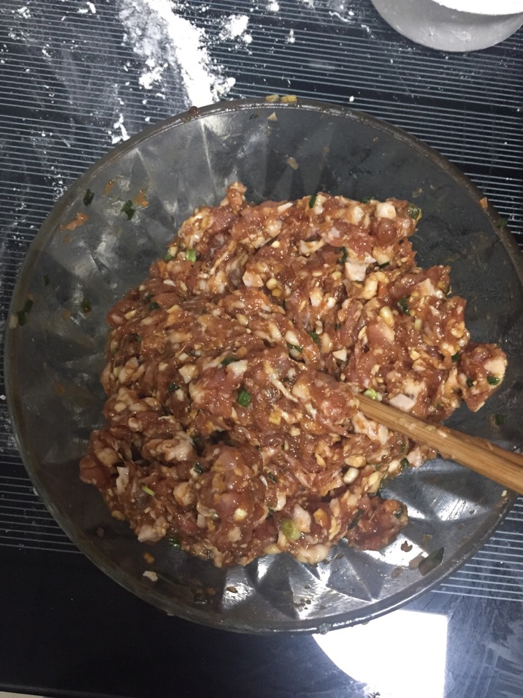 肉包子的做法图解4