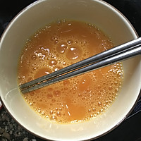 蛋煎吐司边的做法图解2