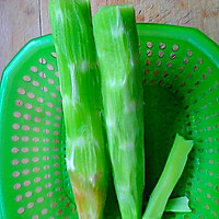 莴苣炒肉的做法图解2