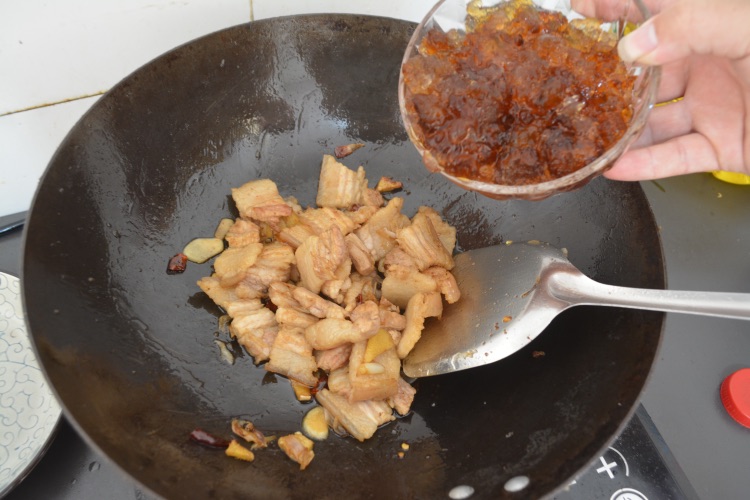 桃胶炒肉的做法图解8