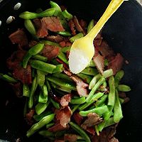 农家豆角闷牛肉的做法图解4