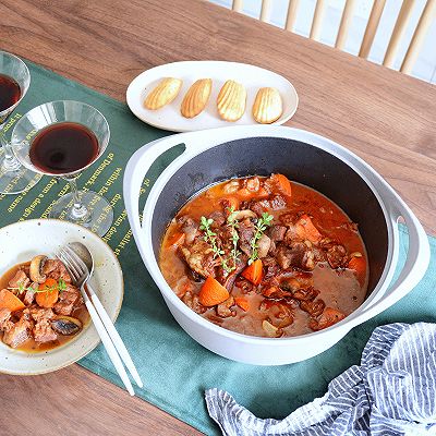 法式红酒炖牛肉（视频菜谱）