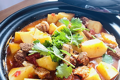 西红柿土豆牛腩