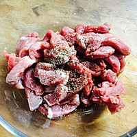 泡椒牛肉（超鸡下饭）的做法图解1