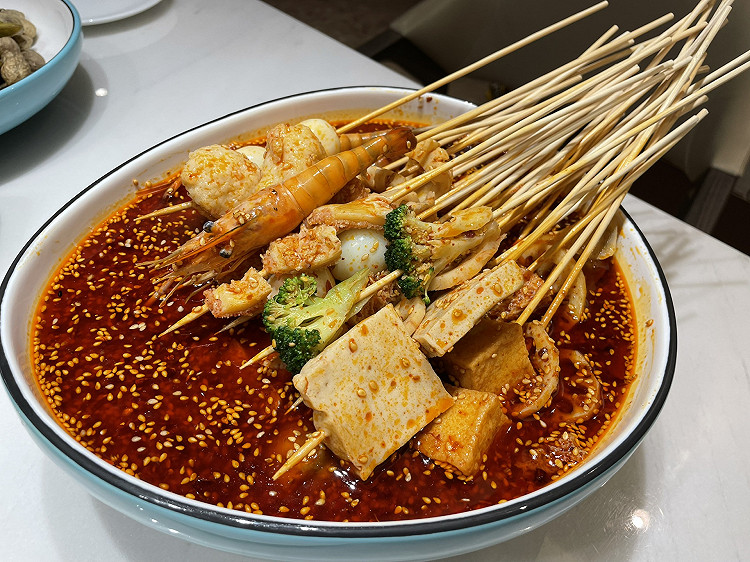 家庭版钵钵鸡（冷锅串串）的做法