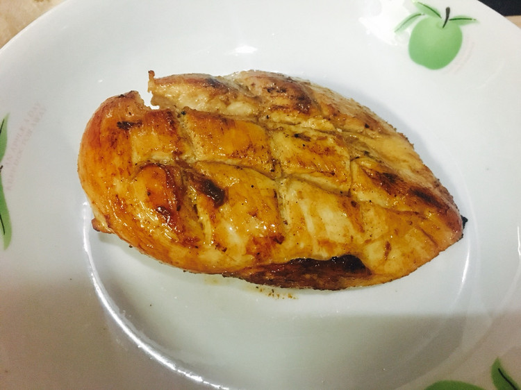 香煎鸡肉的做法