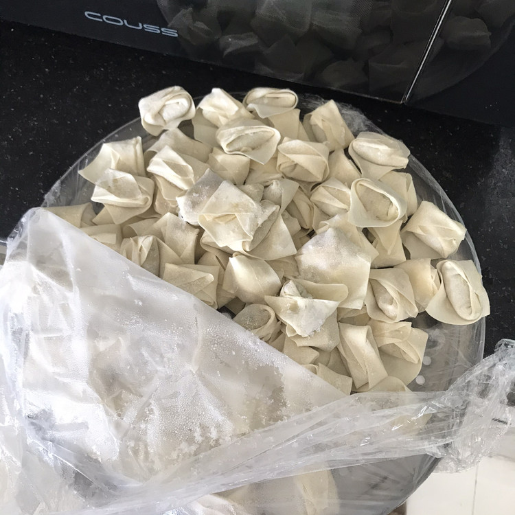 鲜虾馄饨的做法