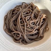 三文鱼轻食面的做法图解5