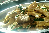 姜葱煎焗脆肉鲩的做法