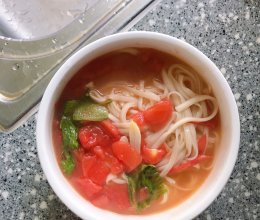 超简单的早餐西红柿汤面的做法