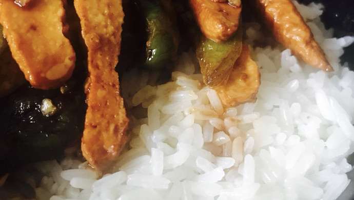 家常煲仔饭
