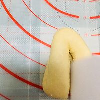 #2022双旦烘焙季-奇趣赛#心型椰蓉面包的做法图解13