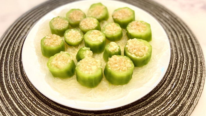 夏日美味蒜蓉粉丝蒸丝瓜