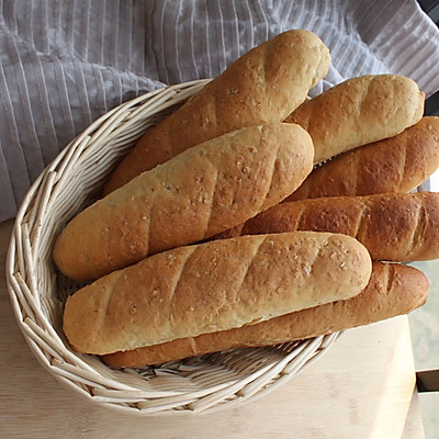 纯手工制作的燕麦面包