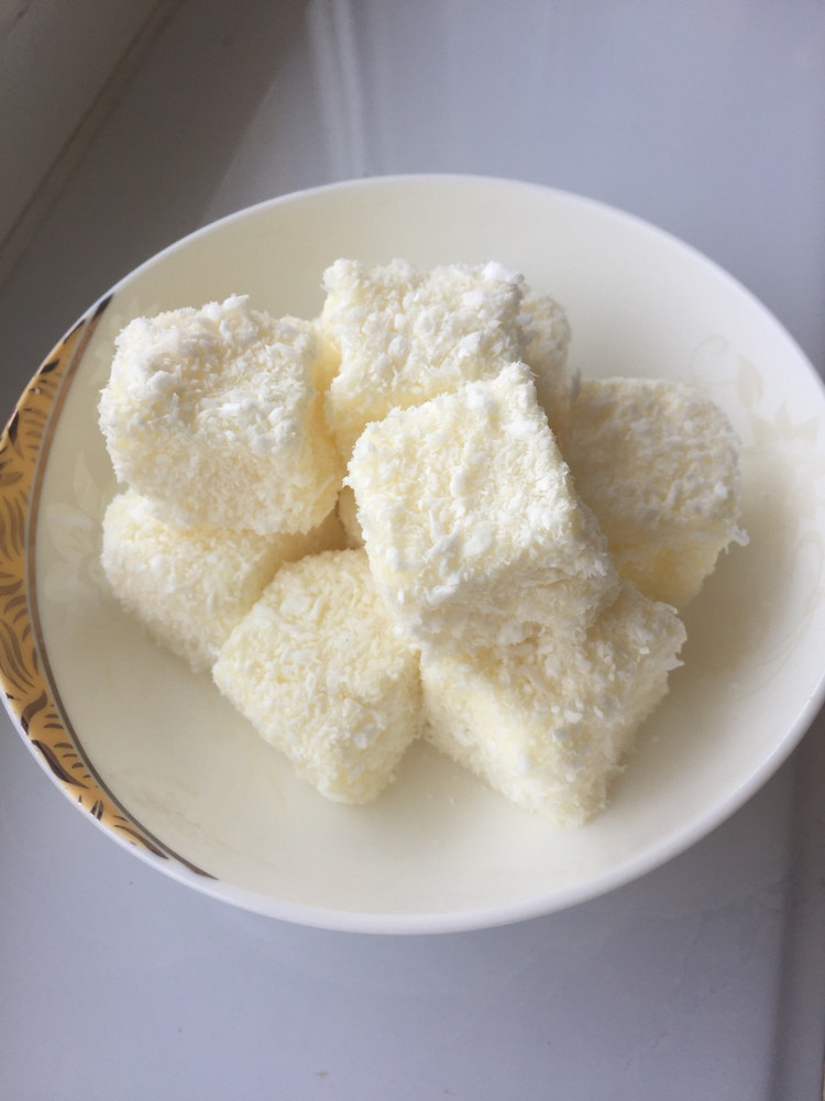 椰蓉奶香小方块（简单做法）的做法