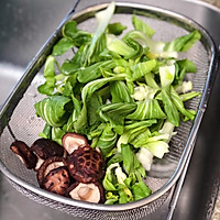 香菇炒青菜的做法图解3