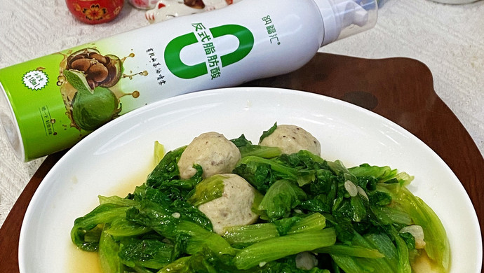 减脂期清炒生菜香菇丸子