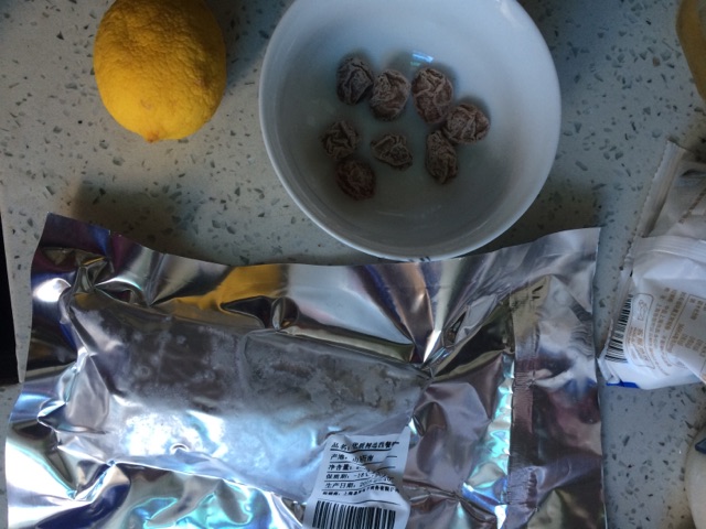 梅汁香煎鸭胸肉的做法图解1