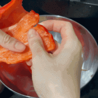 红椒奶油南瓜浓汤 - 不一样的甜汤选择的做法图解4